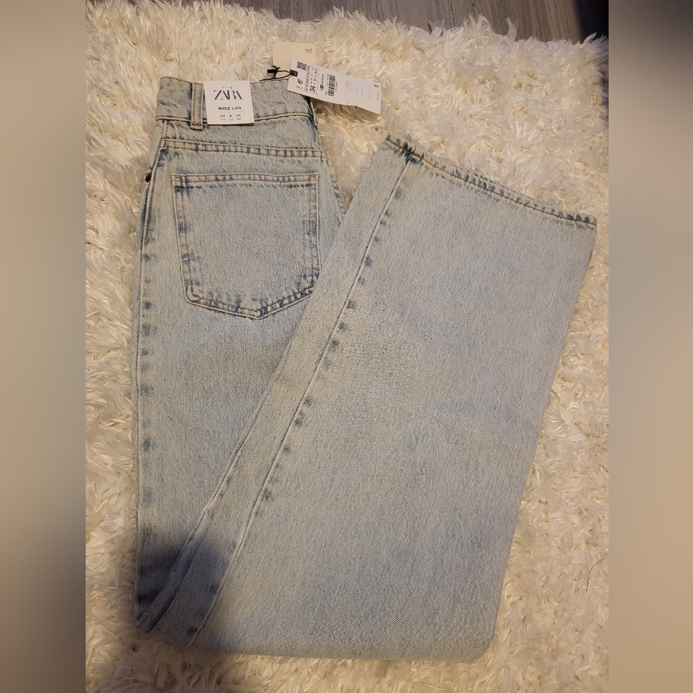 NWT high rise wide leg jeans